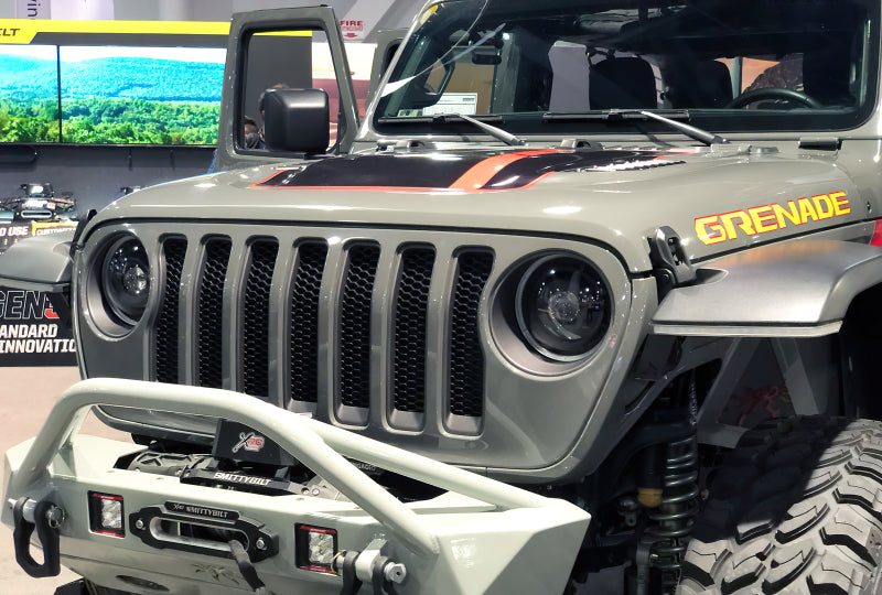 Oracle Jeep JL/Gladiator JT Oculus Bi-LED Projector Headlights - Amber/White Switchback